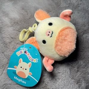 3.5” Meghan Squishmallow clip